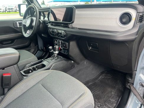 Used 2025 Jeep Wrangler Backcountry 4xe AWD/4WD image 29