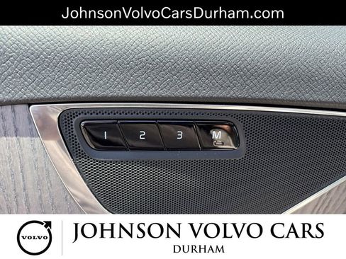 Used 2024 Volvo XC90 T8 Plus w/ Protection Package Premier AWD/4WD image 15