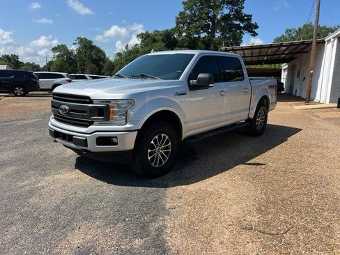 Used 2018 Ford F150 XLT w/ Equipment Group 302A Luxury AWD/4WD image 2