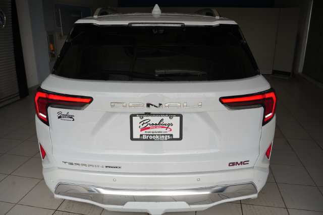 New 2027 GMC Terrain Denali AWD/4WD image 8