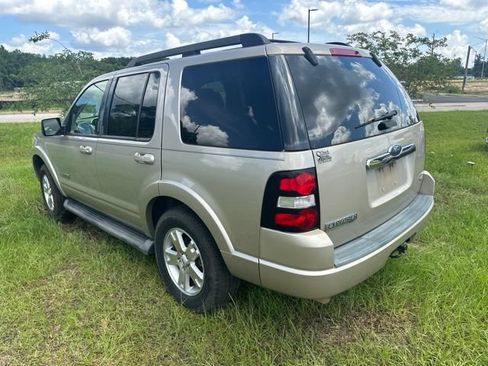 Used 2007 Ford Explorer XLT RWD image 3