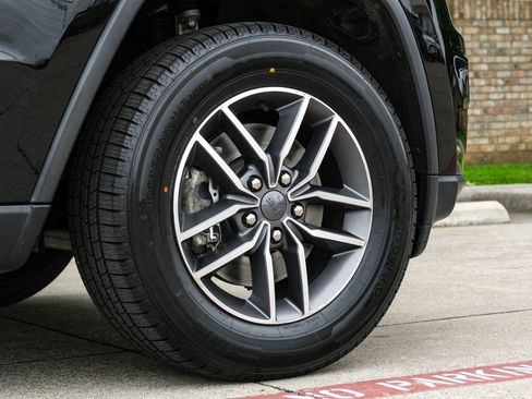 Used 2022 Jeep Grand Cherokee Limited w/ Tech Group image 64