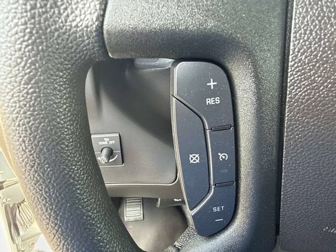Used 2024 GMC Savana 2500 w/ Driver Convenience Package RWD image 19