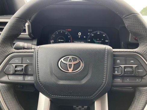 Certified 2026 Toyota Tacoma TRD Sport AWD/4WD image 18