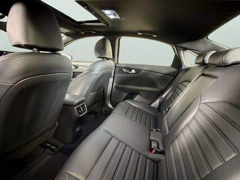 Used 2024 Kia Forte GT-Line w/ GT-Line Premium Package image 29