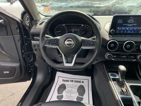Used 2024 Nissan Sentra SR w/ SR Premium Package FWD image 22