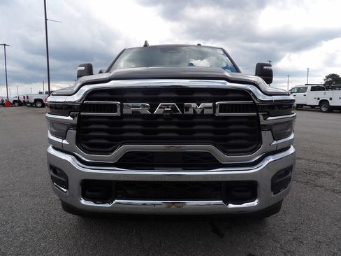 Used 2026 RAM 2500 Big Horn AWD/4WD image 12
