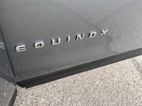 Used 2023 Chevrolet Equinox LT FWD image 24