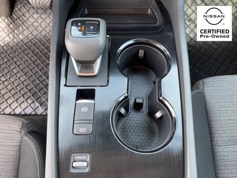 Certified 2023 Nissan Rogue SV image 28