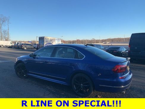 Used 2017 Volkswagen Passat 1.8T R-Line image 2