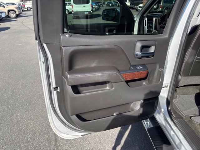 Used 2017 GMC Sierra 1500 SLT w/ SLT Premium Package AWD/4WD image 18