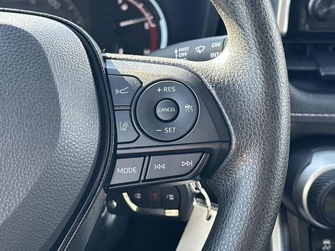 Used 2025 Toyota RAV4 LE image 15