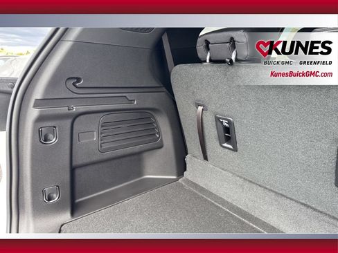 New 2026 Buick Enclave Sport Touring w/ LPO, Floor Liner Package AWD/4WD image 45
