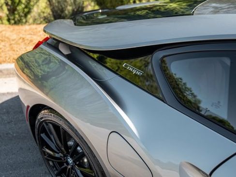 Used 2019 BMW i8 Coupe AWD/4WD image 22