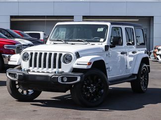 Used 2023 Jeep Wrangler Unlimited Sahara AWD/4WD video 1
