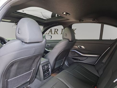 Used 2021 BMW 330i Sedan w/ M Sport Package image 21