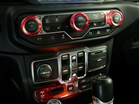 Used 2021 Jeep Wrangler Unlimited Rubicon 4xe w/ Steel Bumper Group image 26