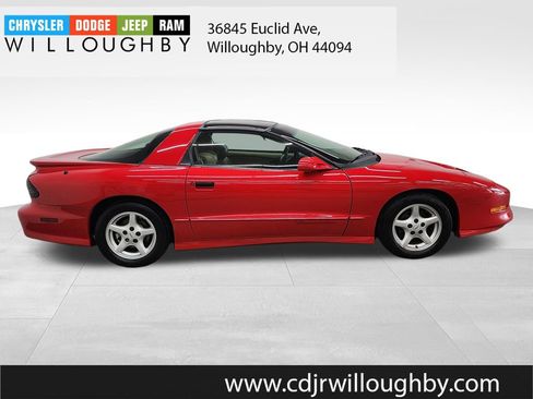 Used 1995 Pontiac Firebird Coupe RWD image 4