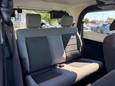 Used 2016 Jeep Wrangler Sport w/ Quick Order Package 24S AWD/4WD image 22