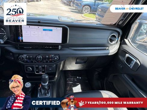 Used 2024 Jeep Wrangler High Altitude AWD/4WD image 17