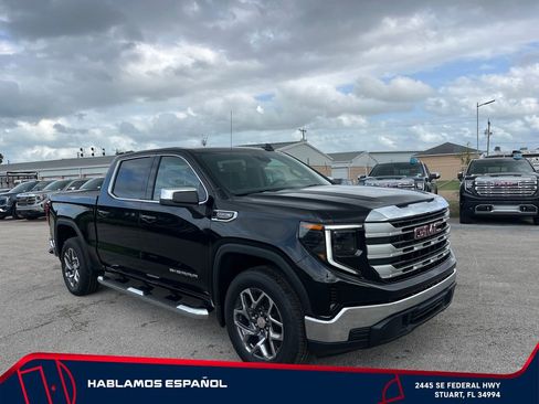 New 2026 GMC Sierra 1500 SLE RWD image 2