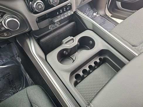 New 2026 RAM 1500 Express AWD/4WD image 35