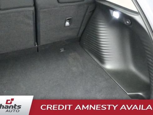 Used 2023 Honda HR-V LX image 17
