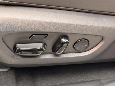 New 2026 Lexus RX 350 AWD image 18