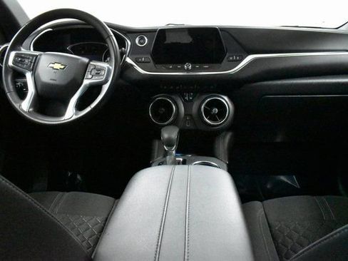Used 2022 Chevrolet Blazer LT image 18