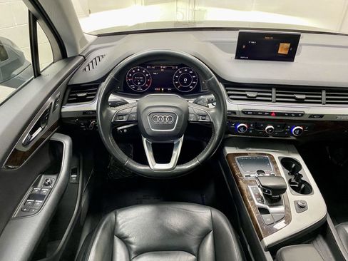 Used 2018 Audi Q7 2.0T Premium Plus w/ Premium Plus Package AWD/4WD image 2