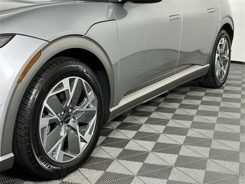 Used 2025 Genesis GV60 AWD image 13