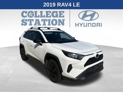 Used 2019 Toyota RAV4 LE