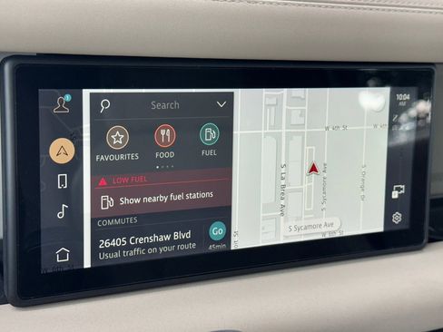 Used 2021 Land Rover Defender 90 First Edition image 21