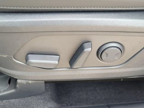 New 2026 Kia Sorento S w/ S Panoramic Sunroof Package FWD image 10