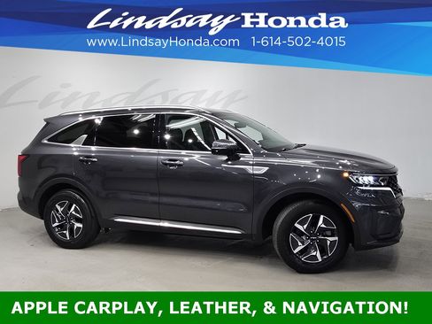 Used 2022 Kia Sorento S image 3