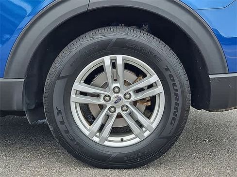 Used 2020 Ford Explorer XLT image 37