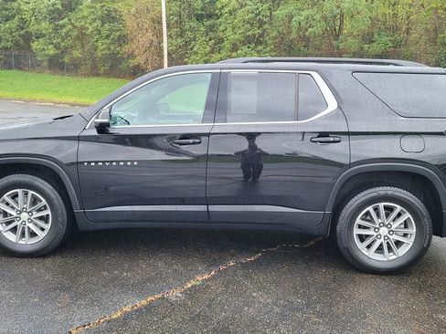 Used 2023 Chevrolet Traverse LT image 7