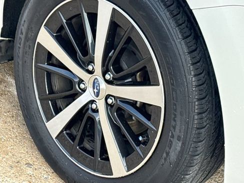 Used 2023 Subaru Impreza Premium image 12