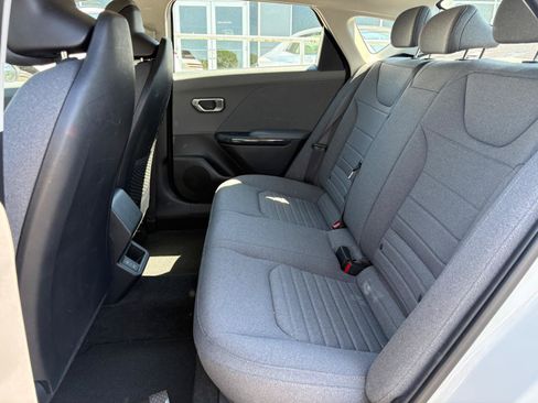 Used 2025 Kia K4 EX FWD image 15