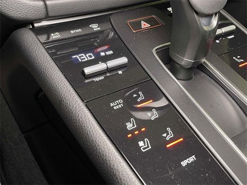 Certified 2025 Porsche Macan image 84