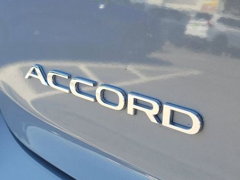 Used 2024 Honda Accord Touring image 7