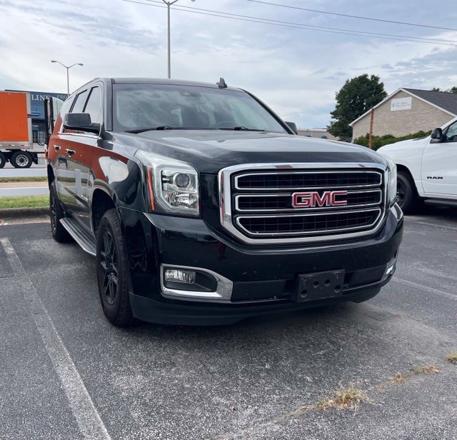 Used 2020 GMC Yukon SLT AWD/4WD image 3