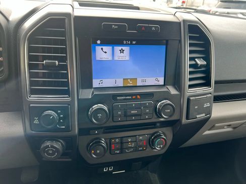 Used 2018 Ford F150 XLT w/ Equipment Group 302A Luxury AWD/4WD image 16