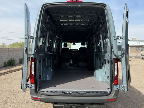 New 2026 Mercedes-Benz Sprinter 2500 image 24