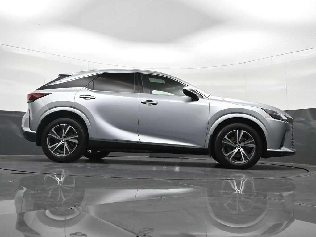 Used 2023 Lexus RX 350 Premium w/ Accessory Package AWD/4WD image 36