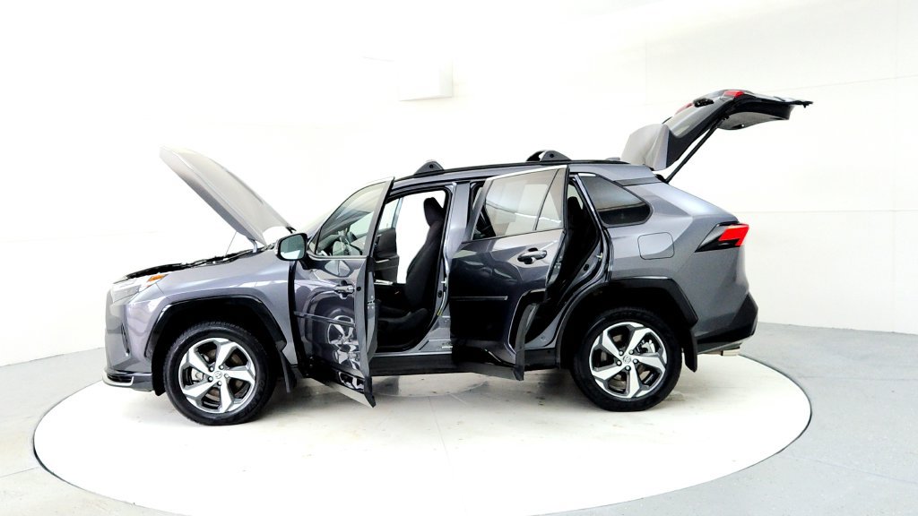 Certified 2025 Toyota RAV4 SE w/ Weather & Moonroof Package AWD/4WD image 10