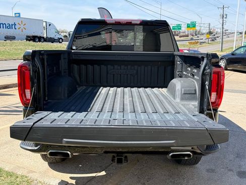 Used 2024 GMC Sierra 1500 AT4 w/ Technology Package image 10