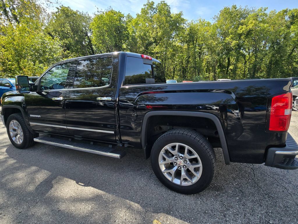 Used 2015 GMC Sierra 1500 SLT w/ SLT Crew Cab Value Package AWD/4WD image 4