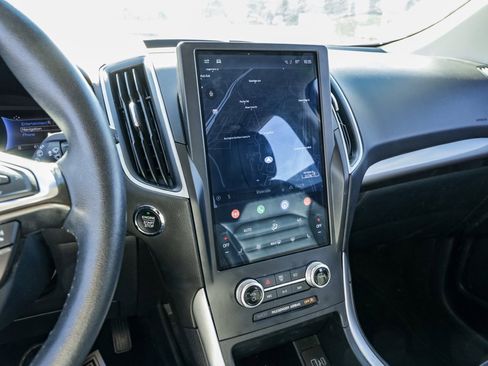 Used 2024 Ford Edge SEL image 27