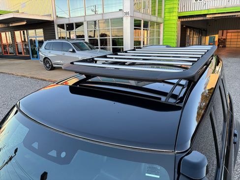 Used 2020 Land Rover Defender 110 X image 34